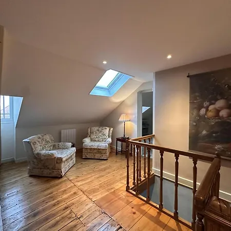 Maison De Charme Avec Grand Jardin, Au Coeur D'un Village Proche De Nevers - Fr-1-489-556 Lurcy-Lévis