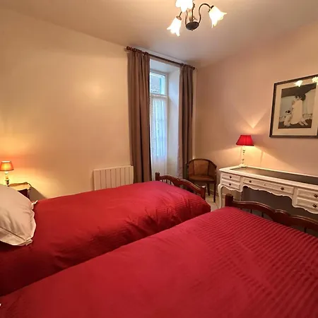 Holiday home Maison Authentique Avec Grand Jardin Et Confort Moderne A - Fr-1-489-556 *
