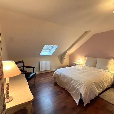 Maison De Charme Avec Grand Jardin, Au Coeur D'un Village Proche De Nevers בית כפרי *